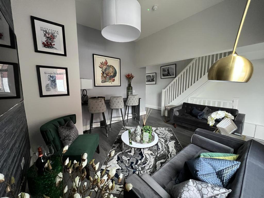 8 Holland Street Daire Liverpool Dış mekan fotoğraf