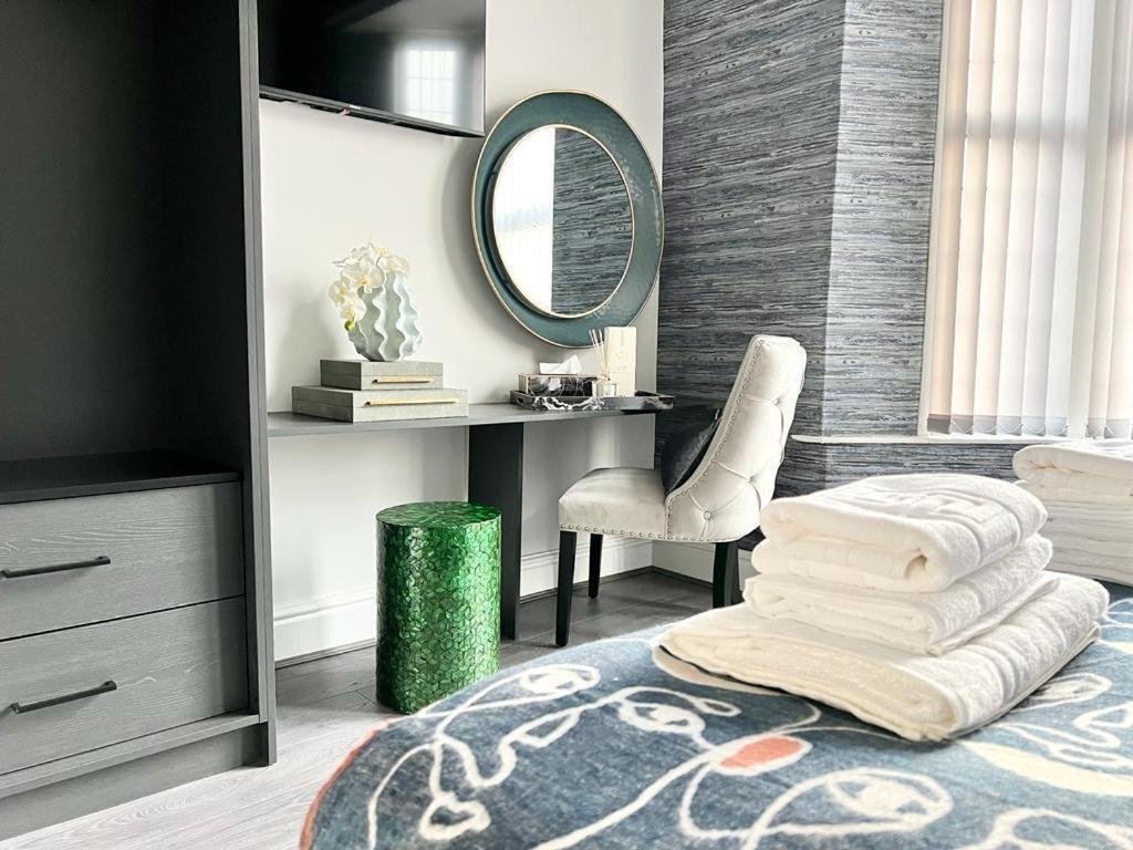 8 Holland Street Daire Liverpool Dış mekan fotoğraf